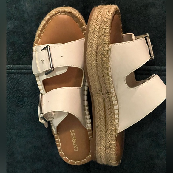 EXPRESS | Double Strap Buckle Sandals - Picture 4 of 4